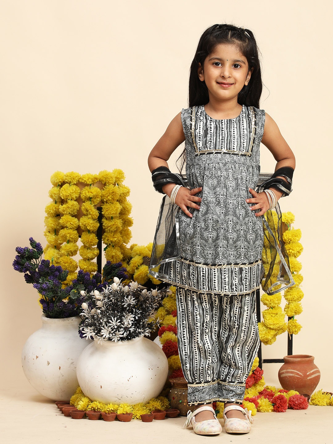 

Cutiekins Girls Ethnic Motifs Printed Gotta Patti A-Line Kurta With Salwar & Dupatta, Grey