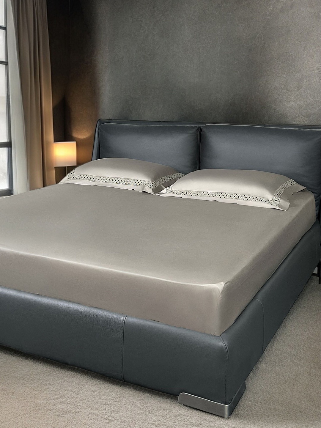 

ERBA Oran Brown Cotton King Bedsheet with 2 Pillow Covers