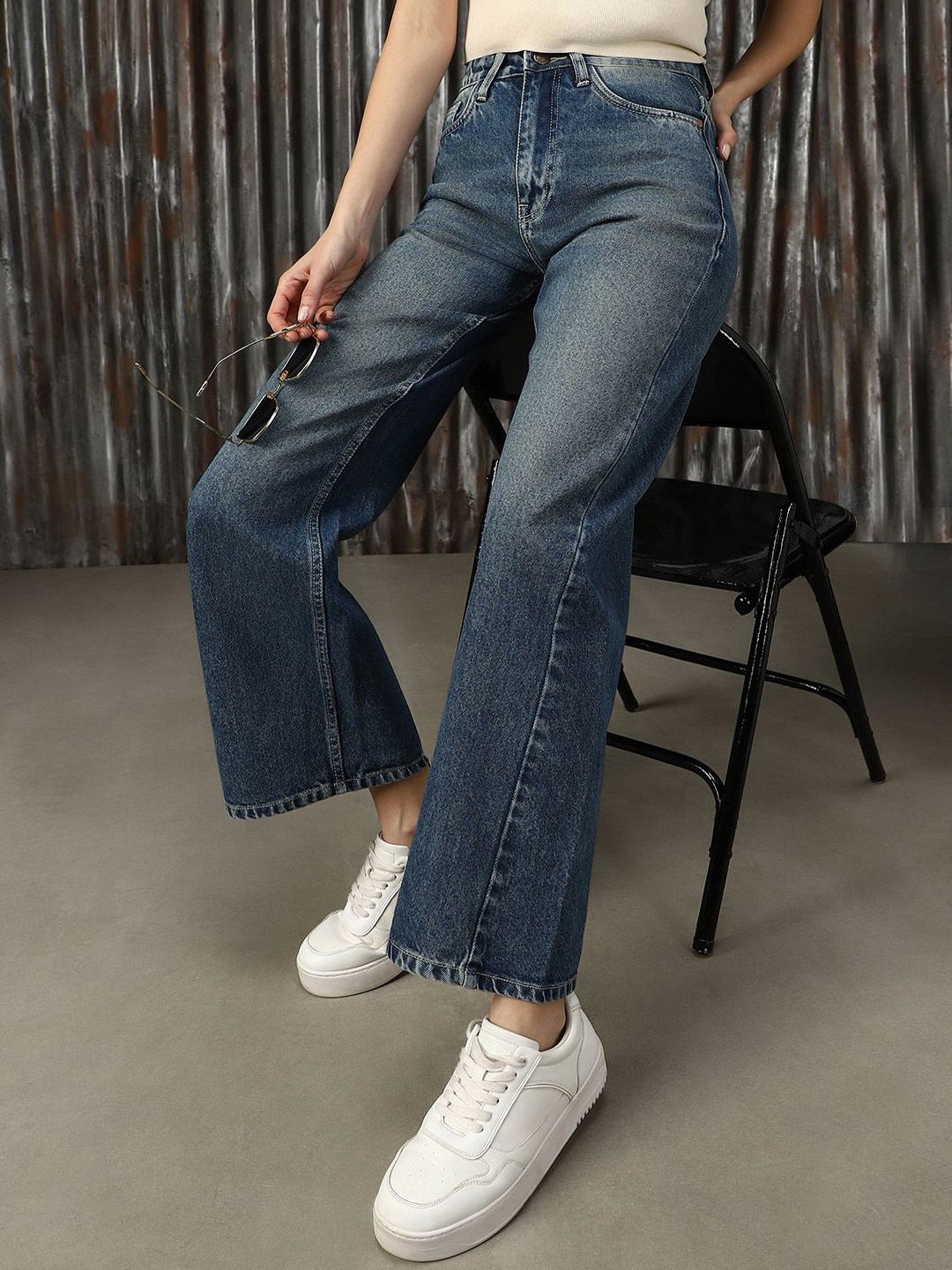 

High Star Women 90'S Baggy Fit High-Rise Light Fade Jeans, Blue