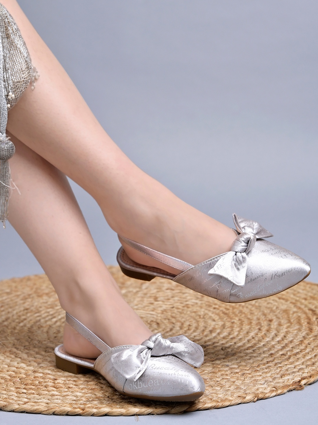 

Shoetopia Women Mules with Bows Flats, Silver