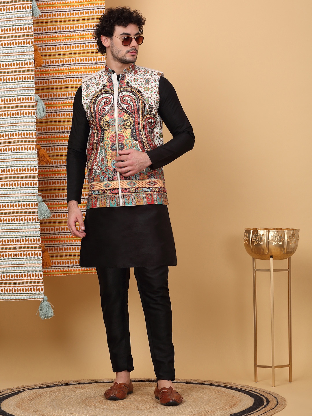 

KRAFT INDIA LUXE Mandarin Collar Straight Kurta with Churidar & Printed Nehru Jacket, Black