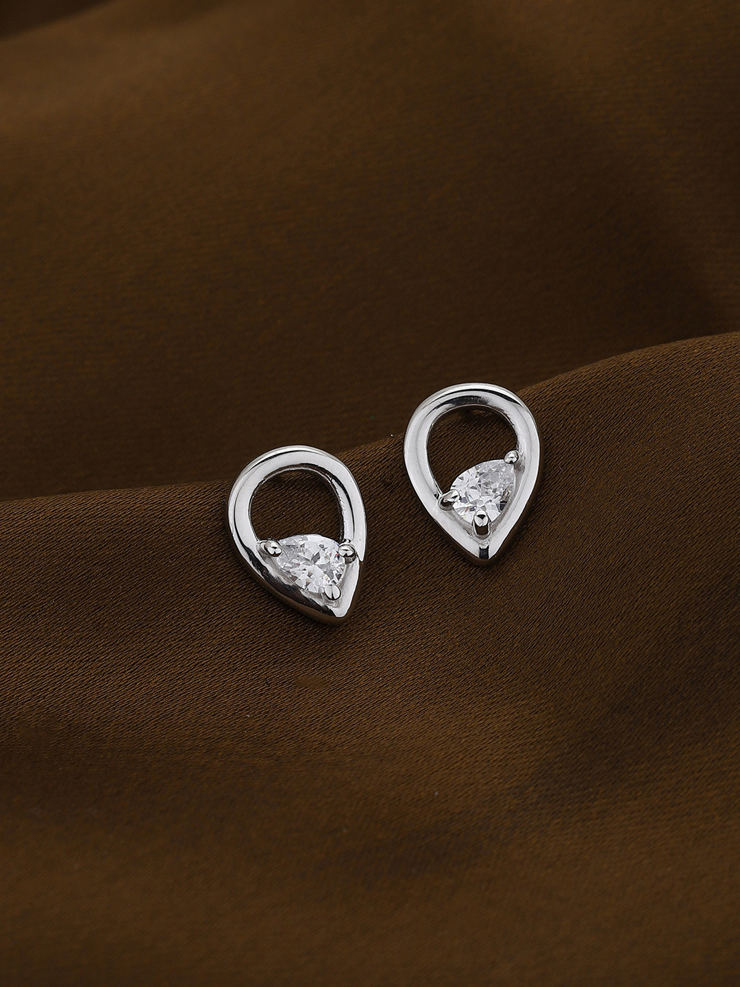 

DressBerry 925 Sterling Silver Earring
