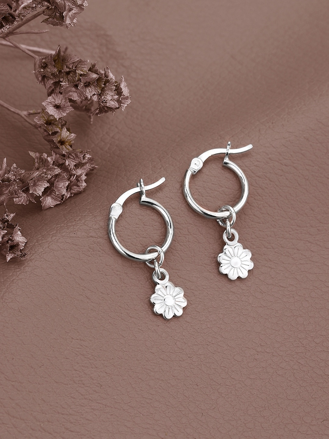 

DressBerry Rhodium-Plated 925 Sterling Silver Floral Hoop Earrings