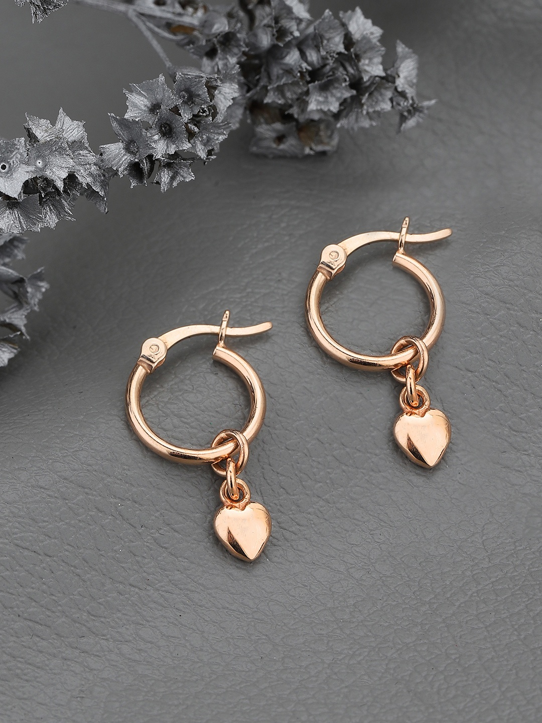 

DressBerry Rose Gold-Plated 925 Sterling Silver Heart Shaped Hoop Earrings