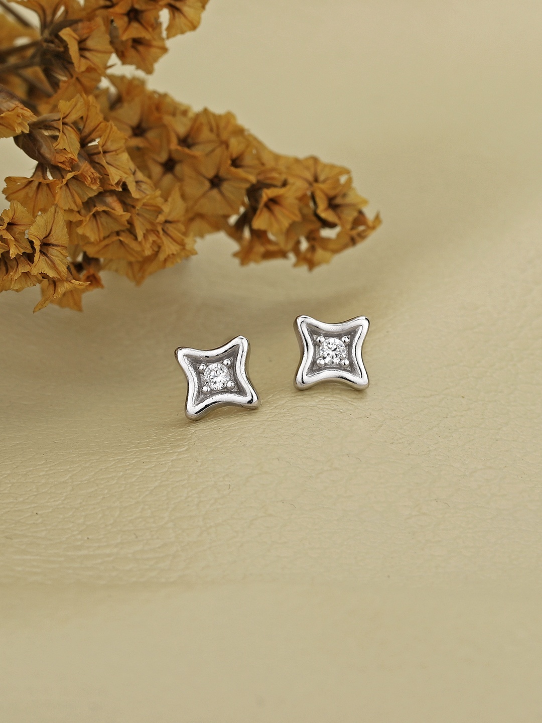 

DressBerry Rhodium-Plated 925 Sterling Silver CZ Contemporary Studs