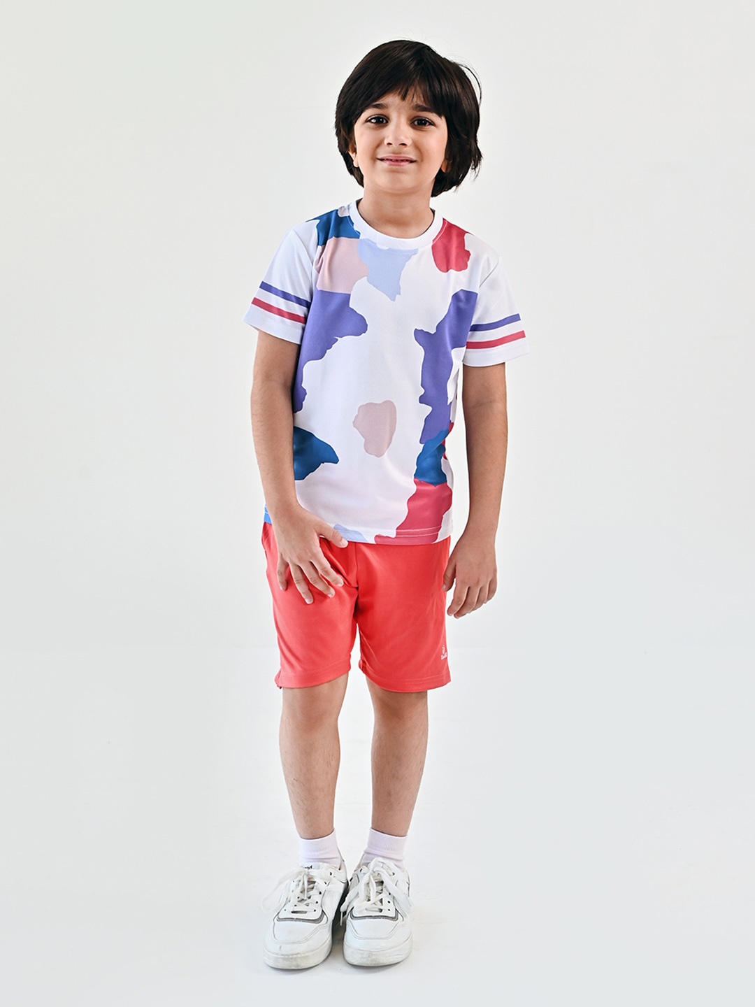 

UMILDO Boys Printed Round Neck T-shirt With Shorts, White