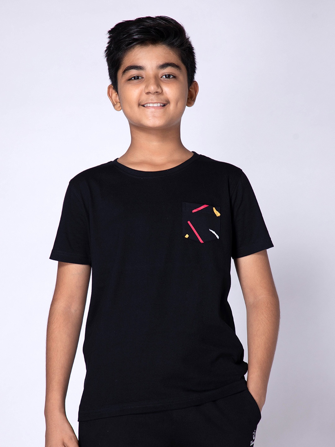 

UMILDO Boys Cotton Striped Pockets T-shirt, Black