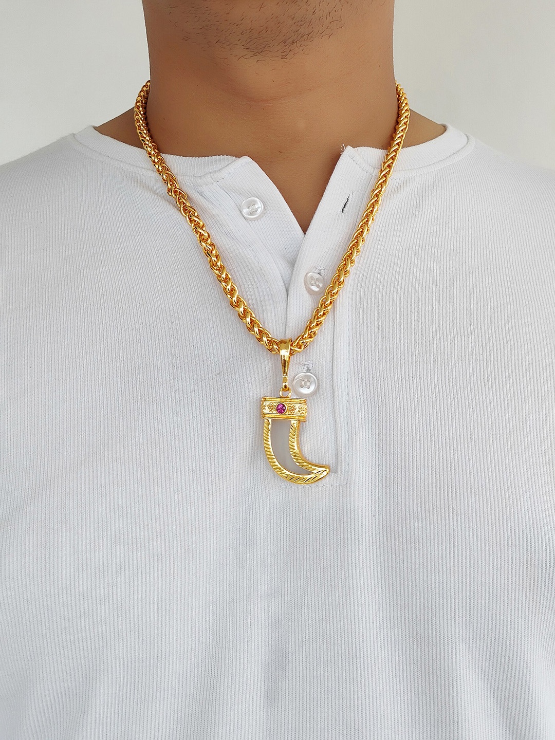 

Minprice Gold-Plated Pendant With Chain