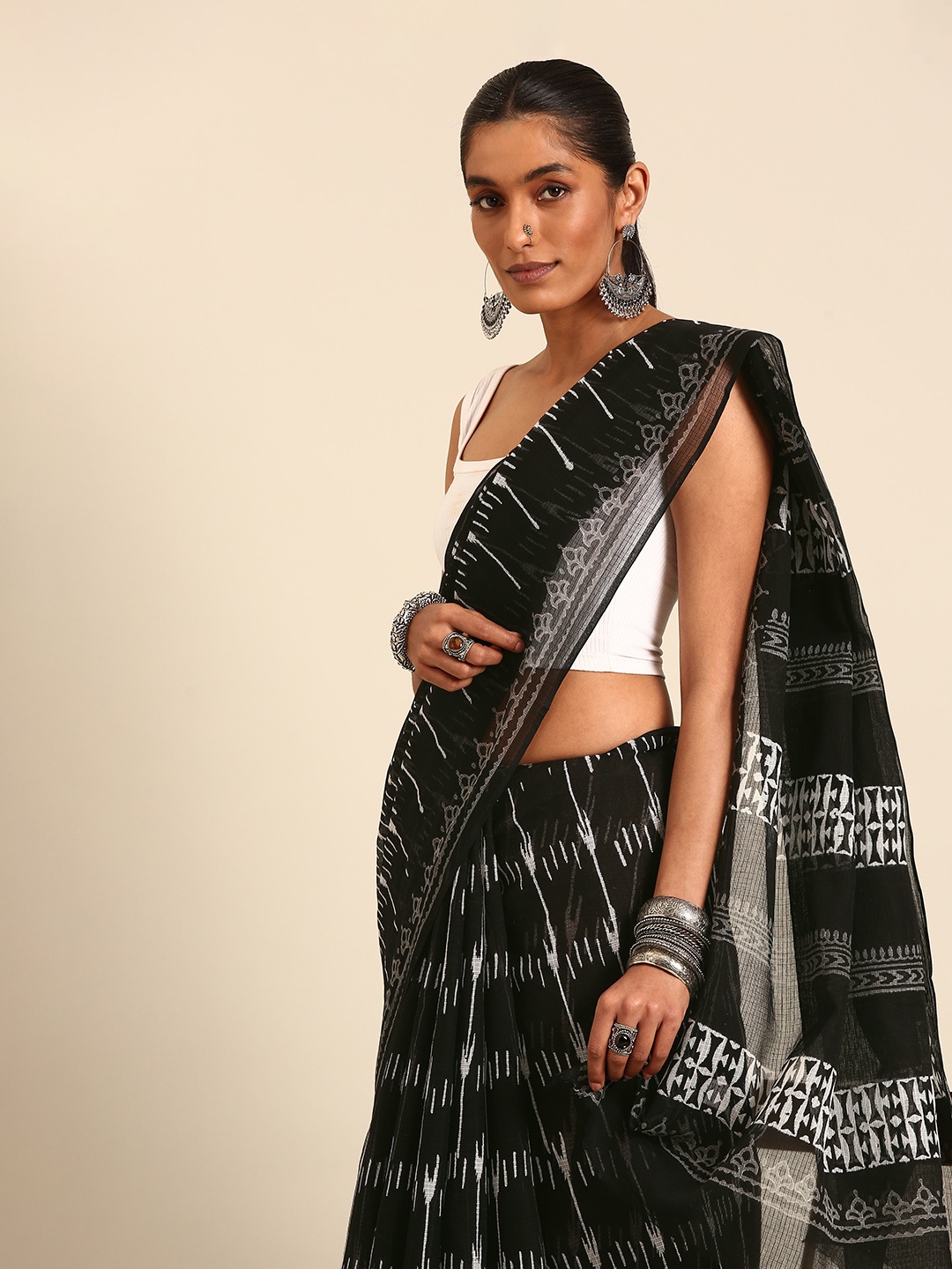 

Taavi Striped Pure Cotton Block Printed Saree, Black