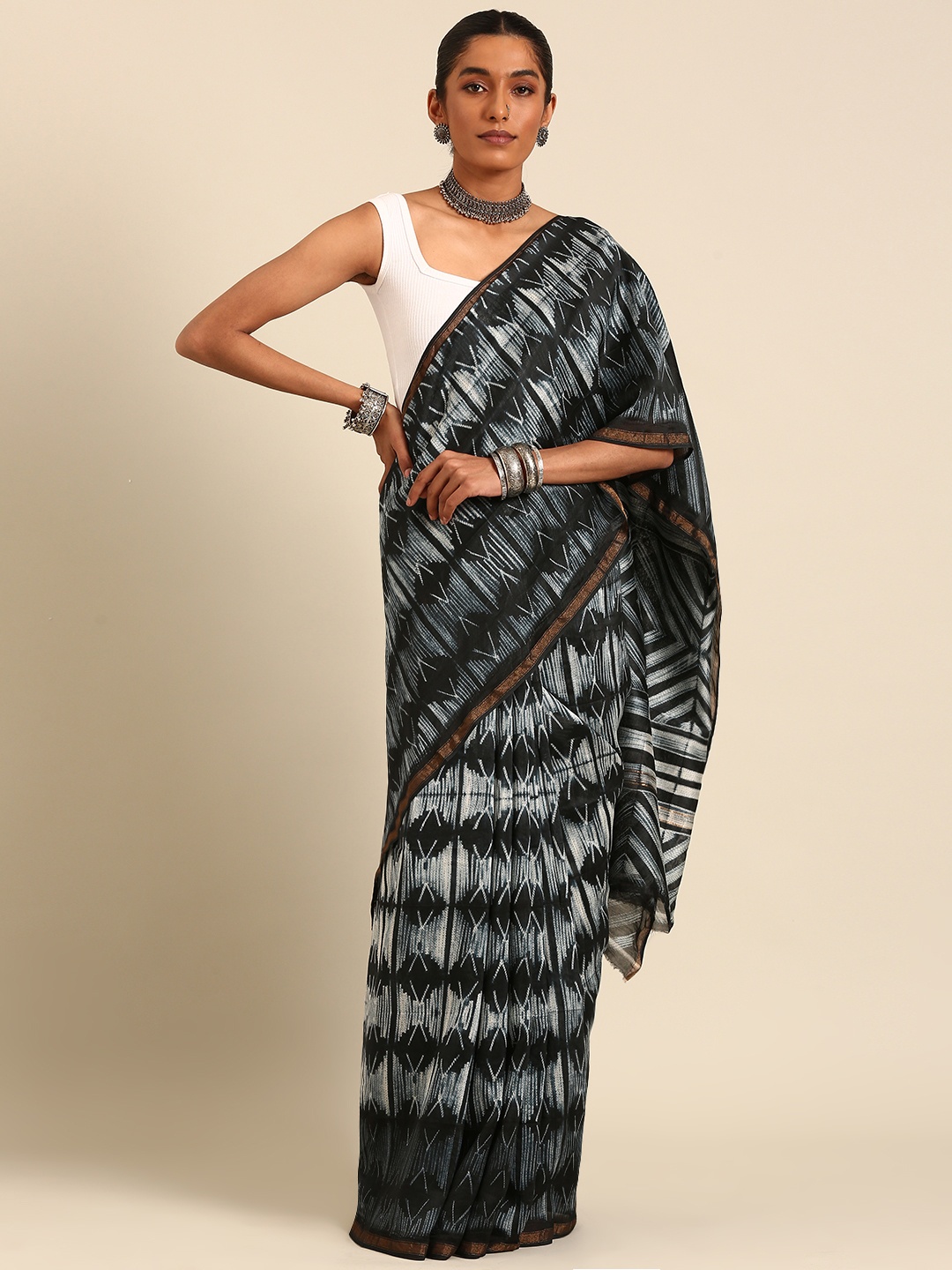 

Taavi Shibori Style Chanderi Silk Blend Zari Detail Saree, Grey