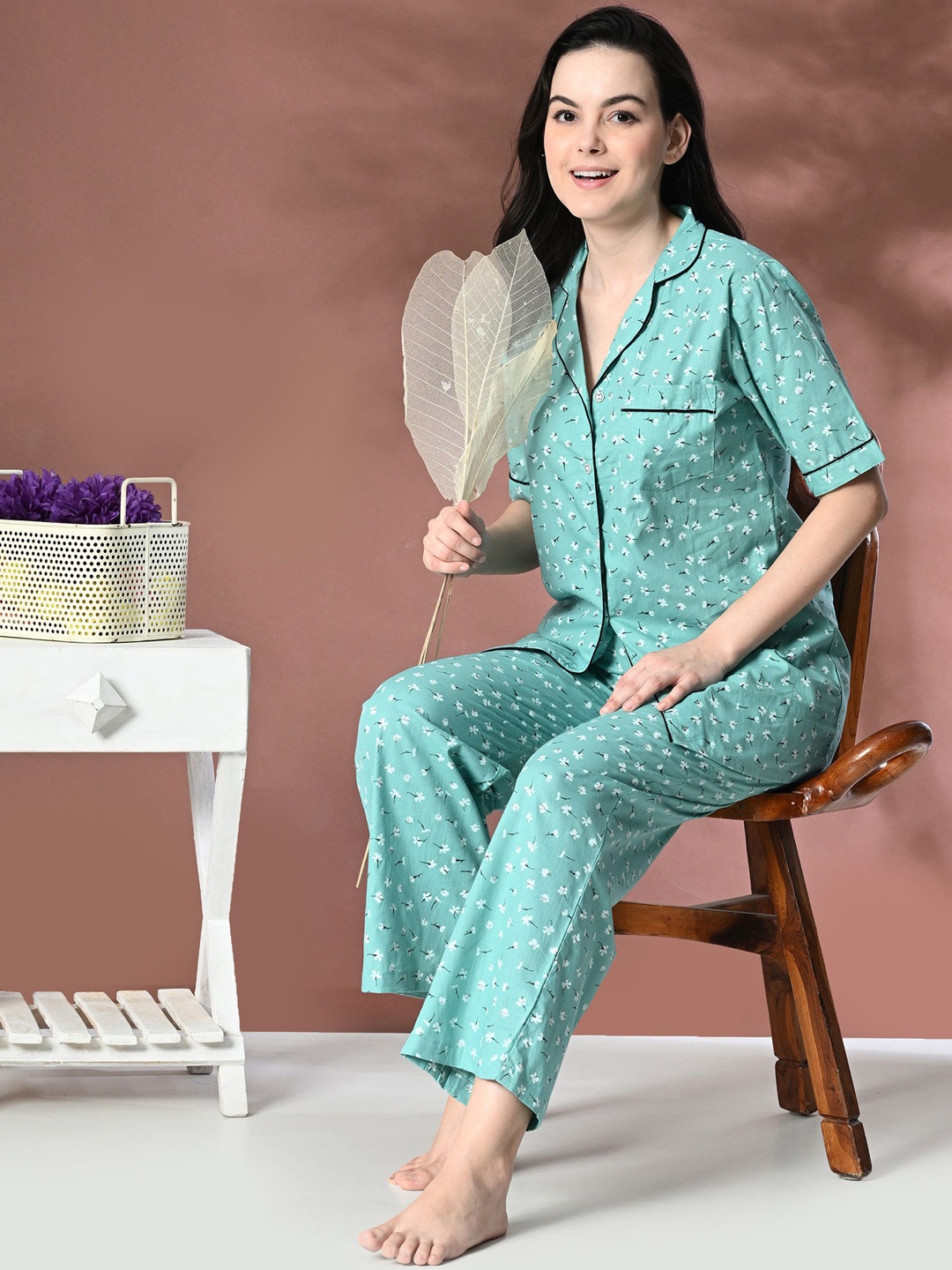 

Mintmarie Women Printed Night suit, Green