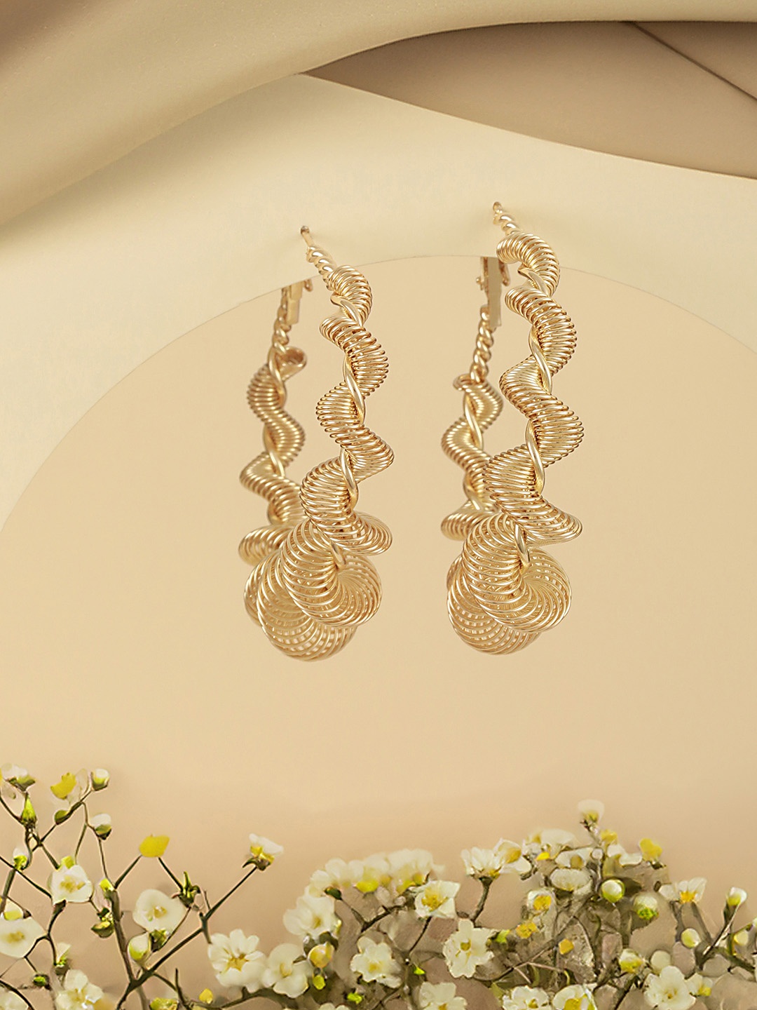 

SARAF TRENDZ Anti-tarnish Gold Plated Contemporary Hoop Earrings
