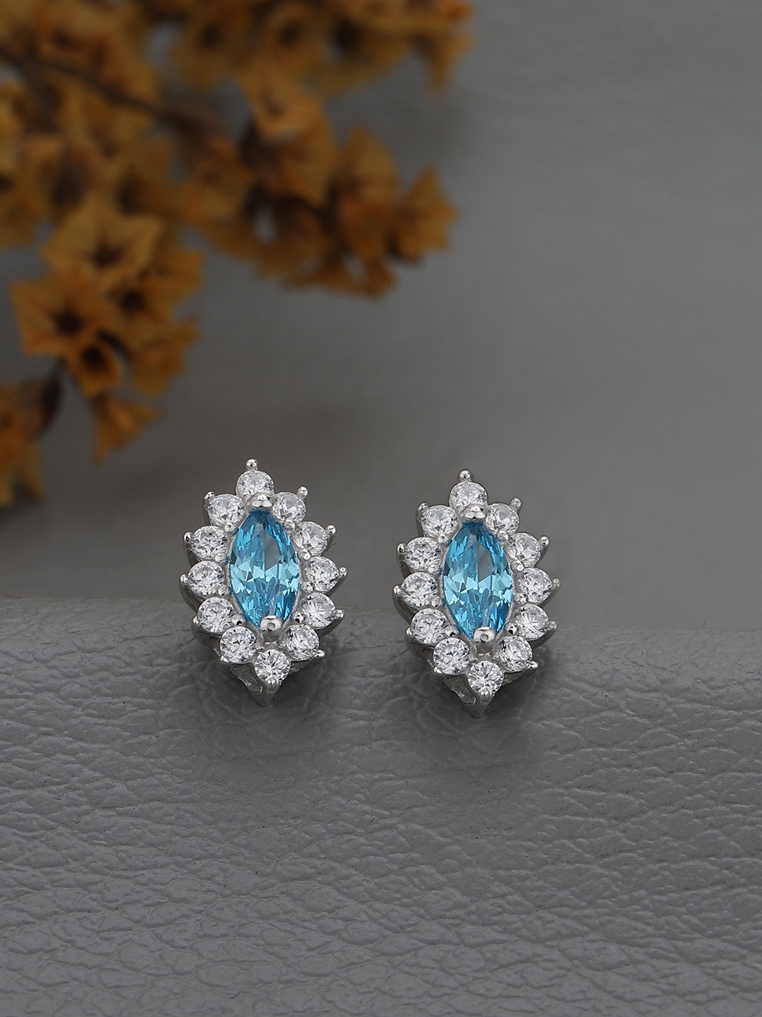 

DressBerry Rhodium-Plated 925 Sterling Silver CZ Contemporary Studs