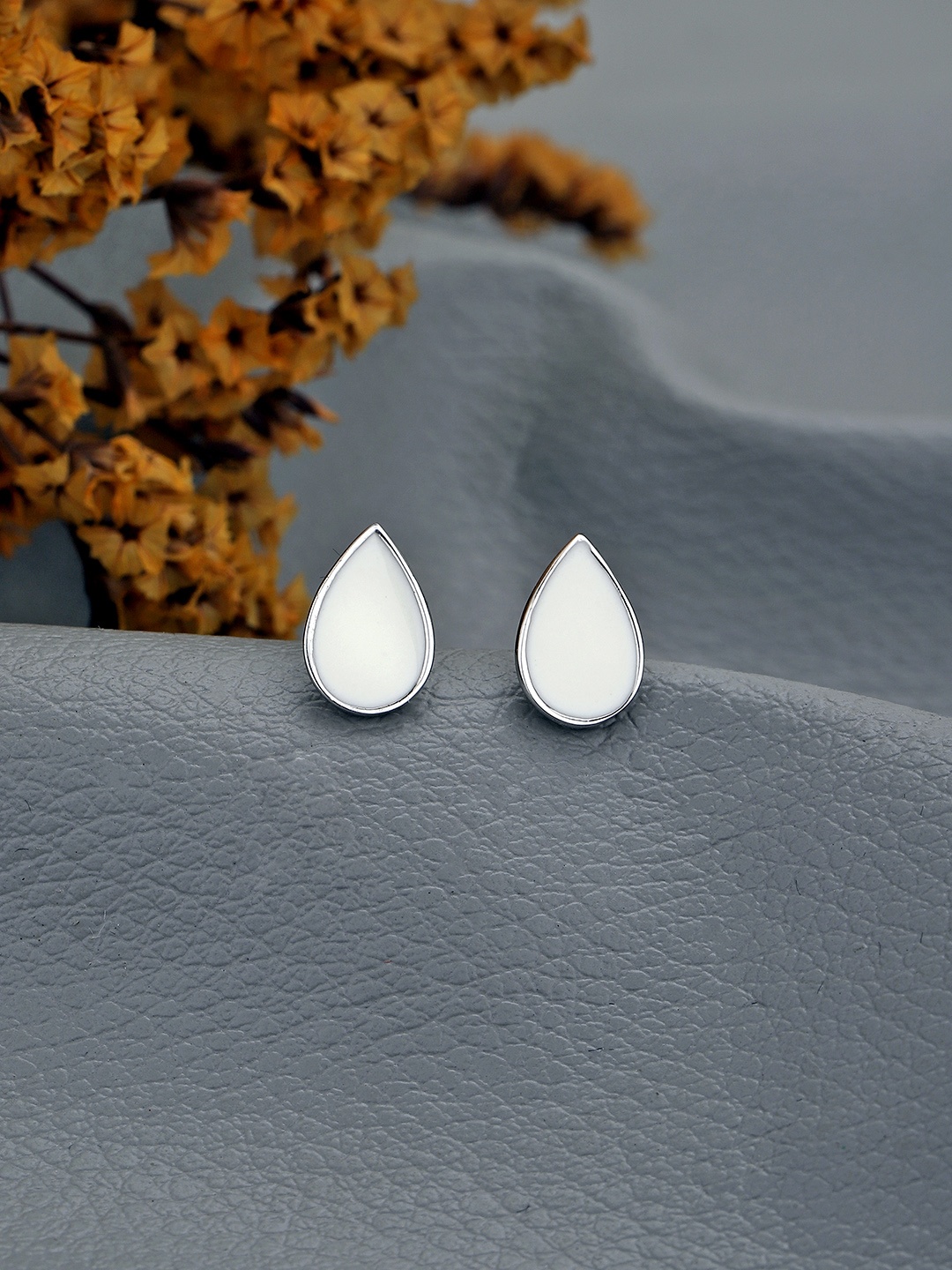 

DressBerry Rhodium-Plated 925 Sterling Silver Teardrop Shaped Enamelled Studs