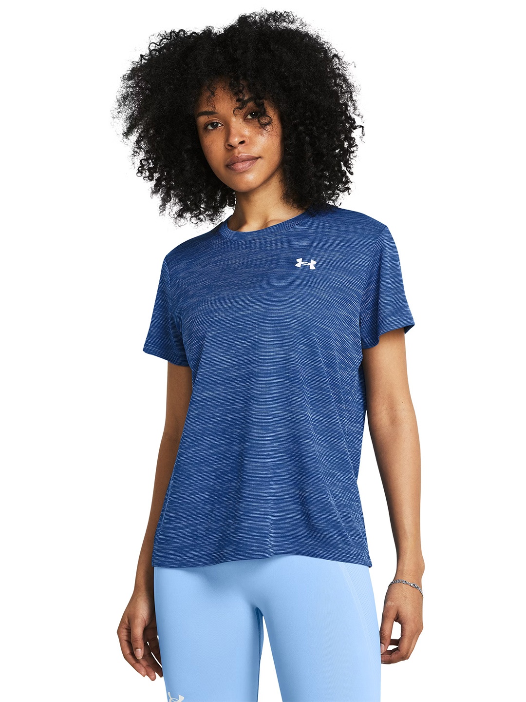 

UNDER ARMOUR Women Textured Training or Gym T-shirt, Blue