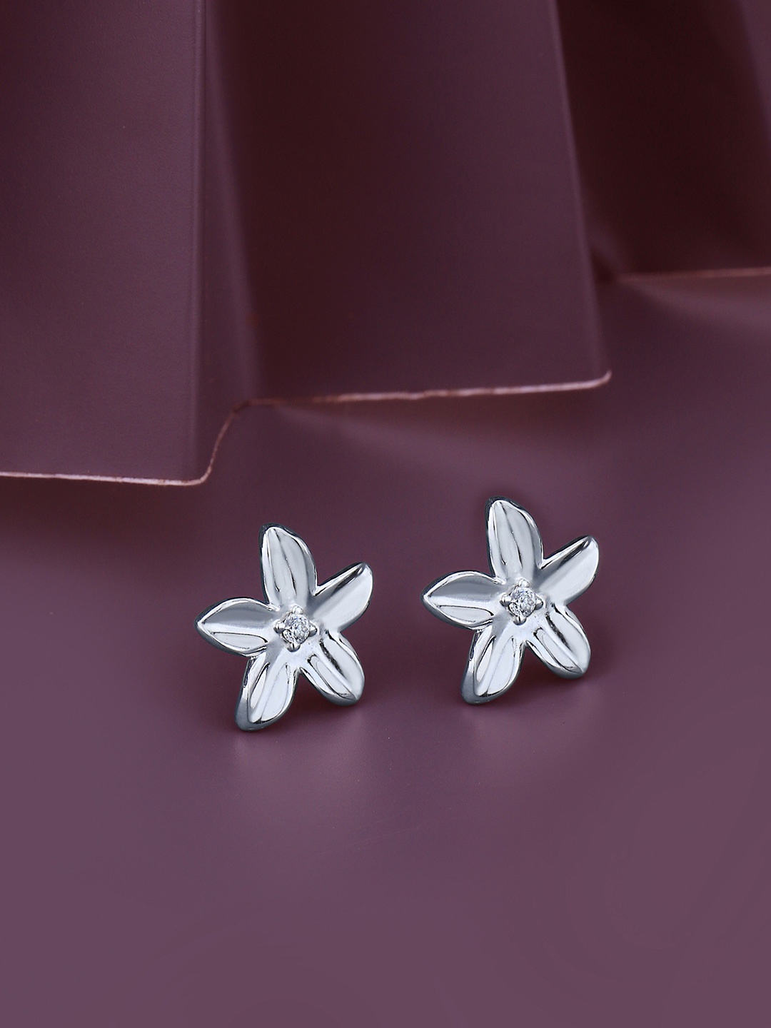 

Carlton London Rhodium-Plated Floral Studs Earrings, Silver