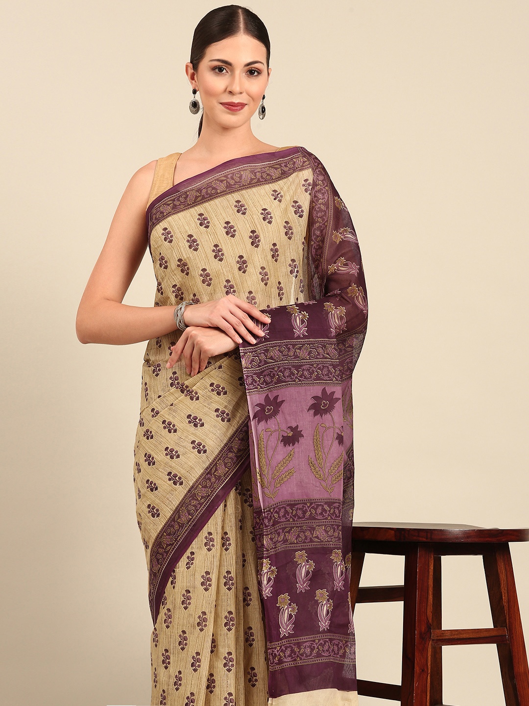 

SHANVIKA Floral Pure Cotton Saree, Beige