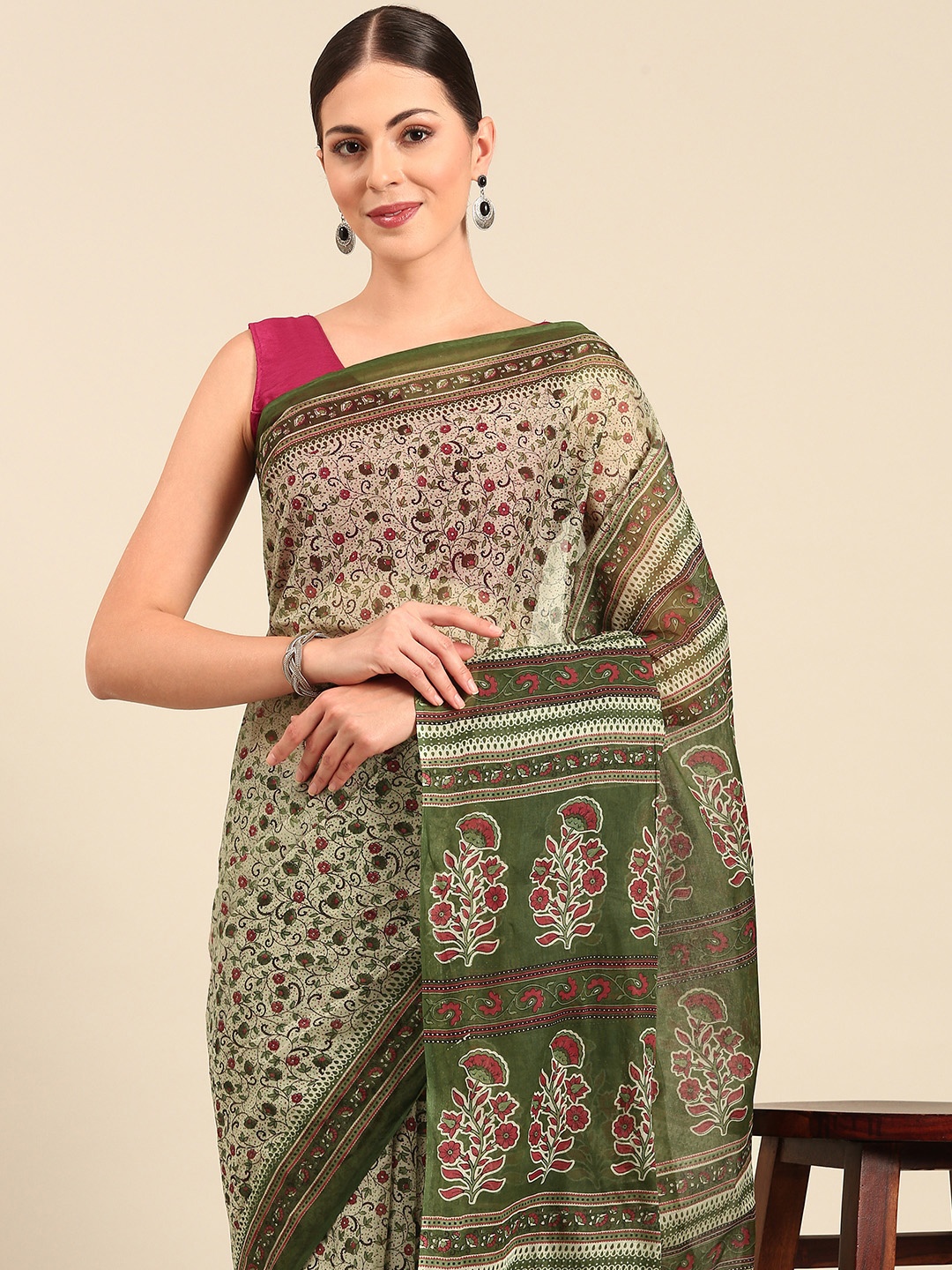 

SHANVIKA Floral Print Pure Cotton Saree, Off white