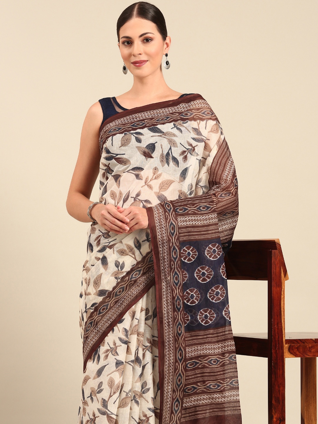 

SHANVIKA Floral Print Pure Cotton Saree, Cream