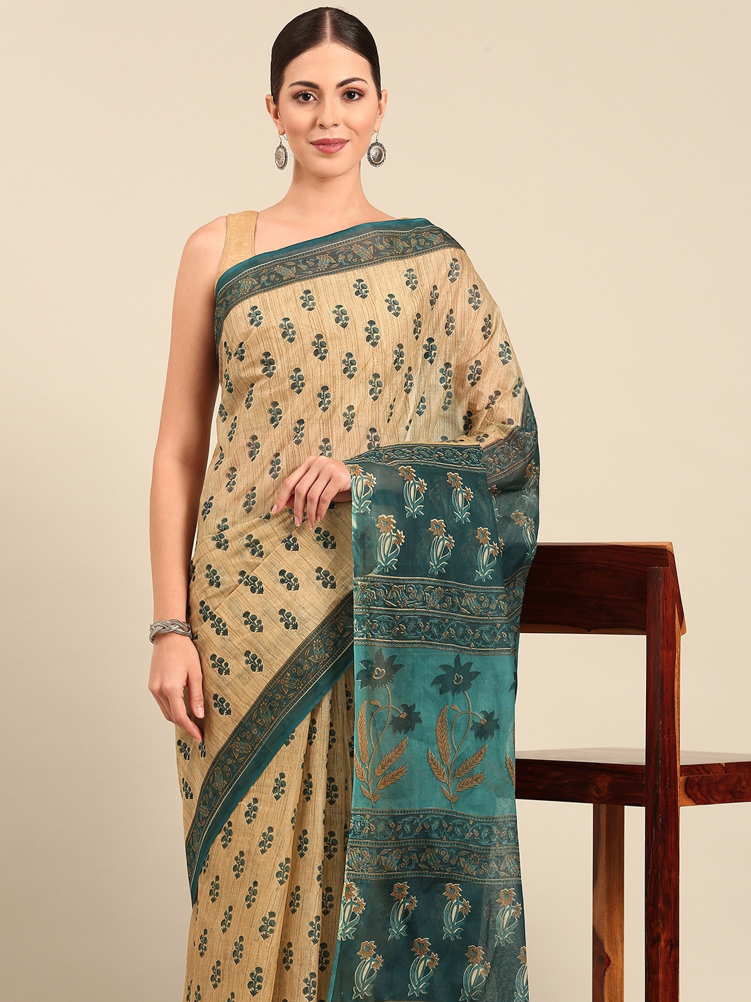 

SHANVIKA Floral Print Pure Cotton Saree, Beige