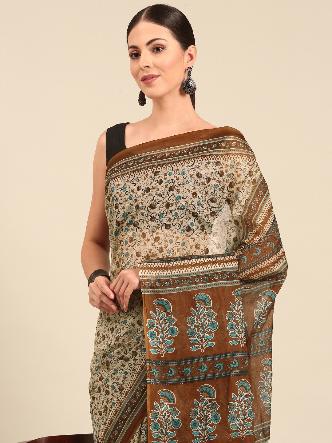 

SHANVIKA Floral Print Pure Cotton Saree, Off white