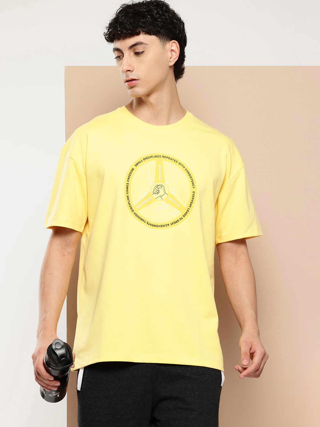 

Alcis Men Typography Printed Drop-Shoulder Sleeves Sports T-shirt, Yellow