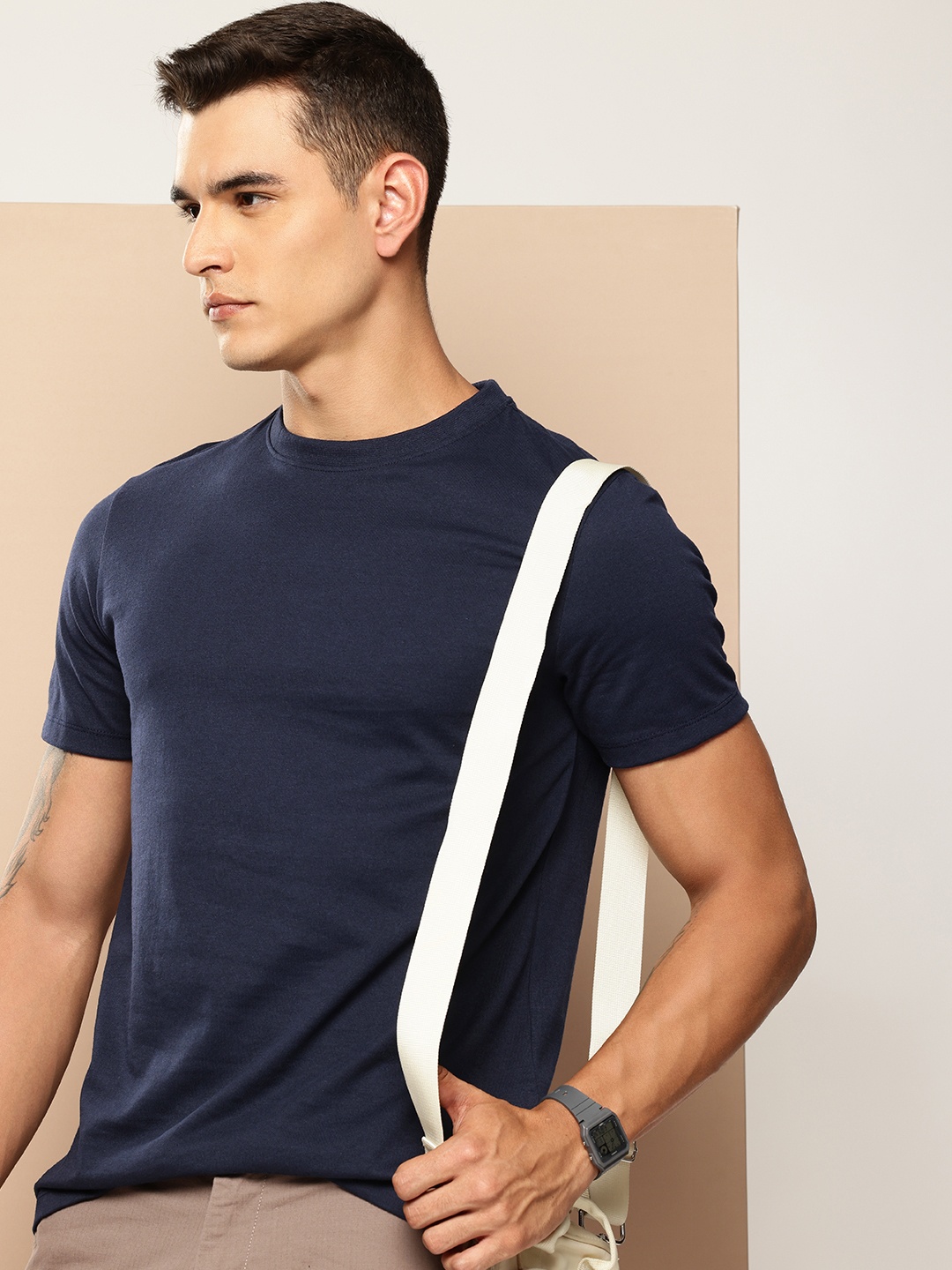 

encore by INVICTUS Solid Regular Fit T-shirt, Navy blue