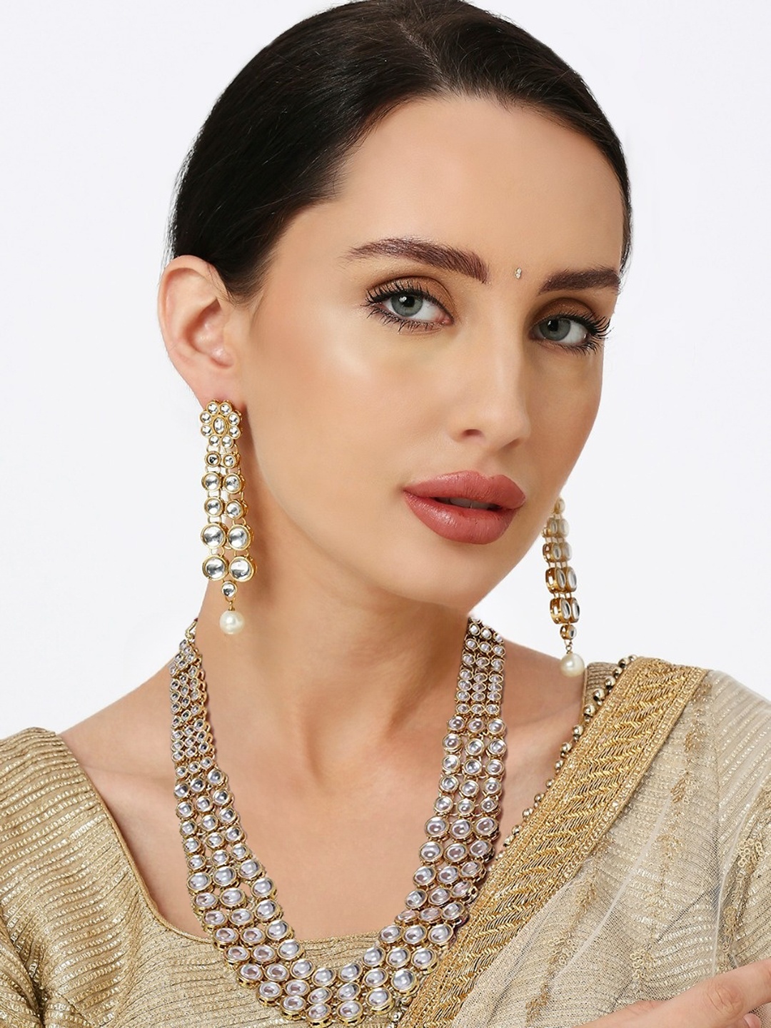 

Anouk kundan Studded & Beaded Layered Necklace & Earrings, Gold