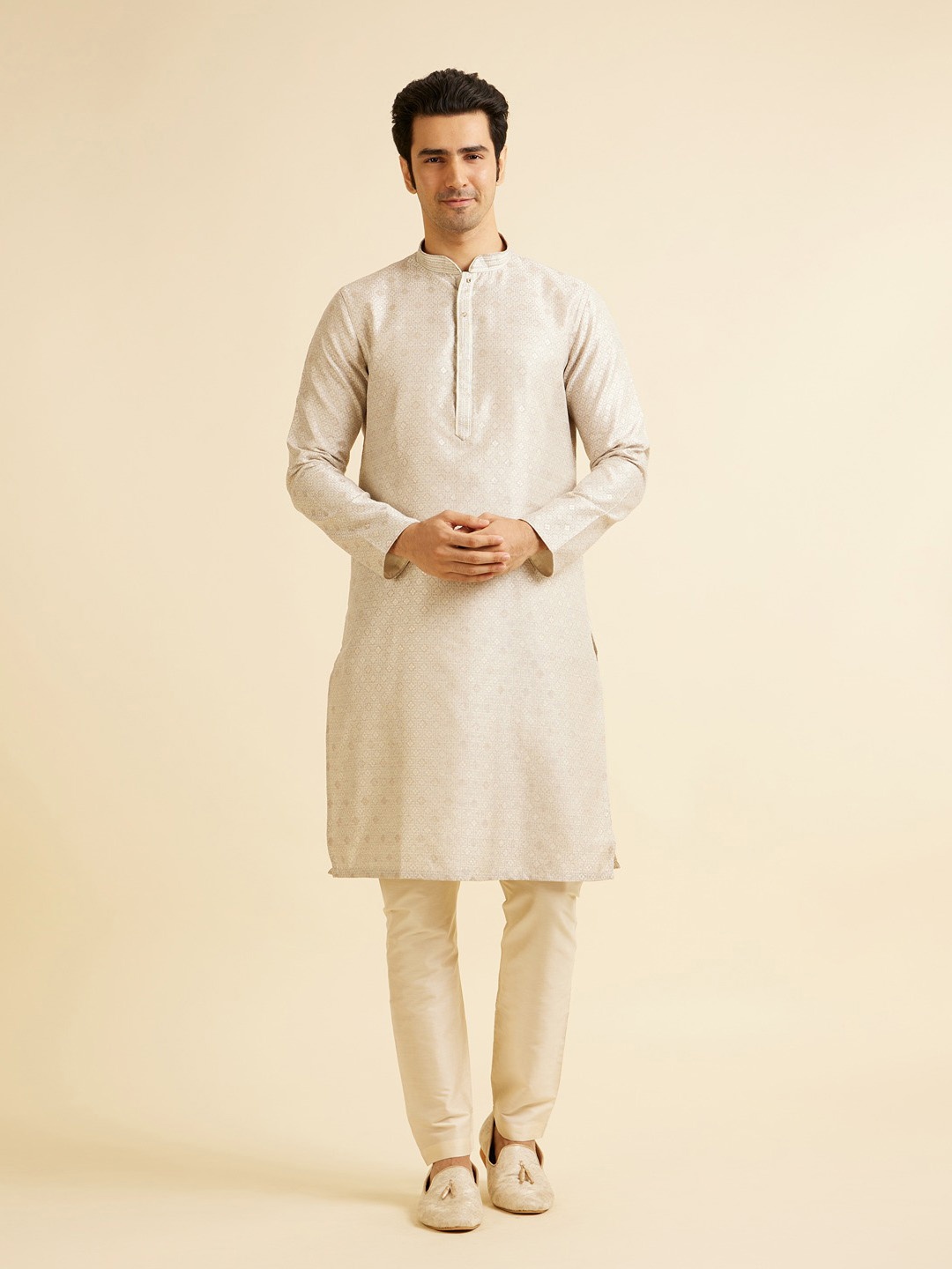 

Manyavar Ethnic Motifs Woven Design Straight Kurta with Pyjamas, Grey