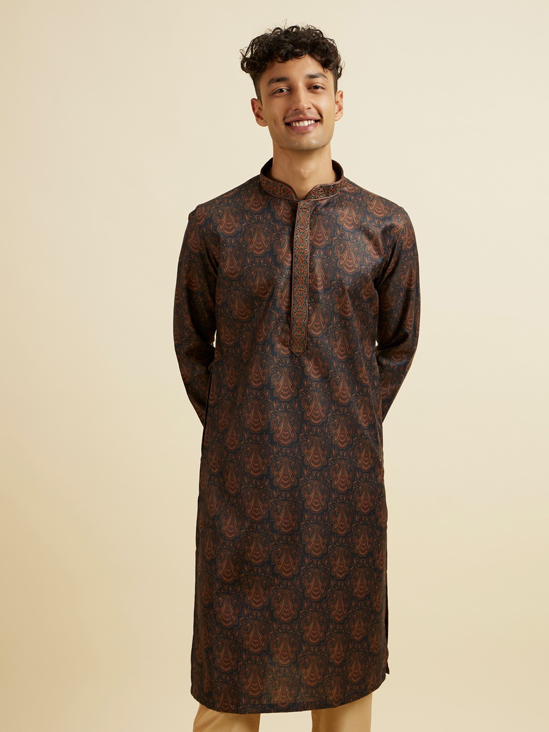 

Manyavar Paisley Printed Mandarin Collar Regular Thread Work Kurta With Pyjama, Blue