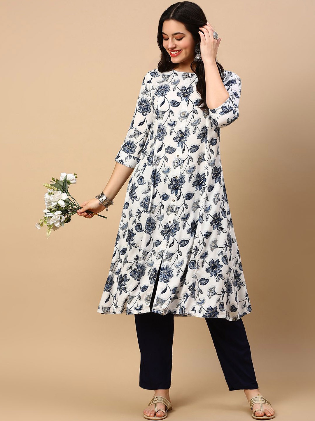 

SHOWOFF Floral Printed Cotton A-Line Kurta, White