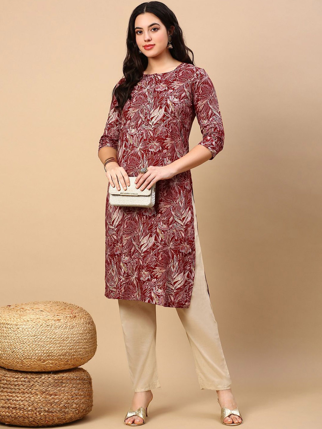 

SHOWOFF Floral Printed Cotton Straight Kurta, Red