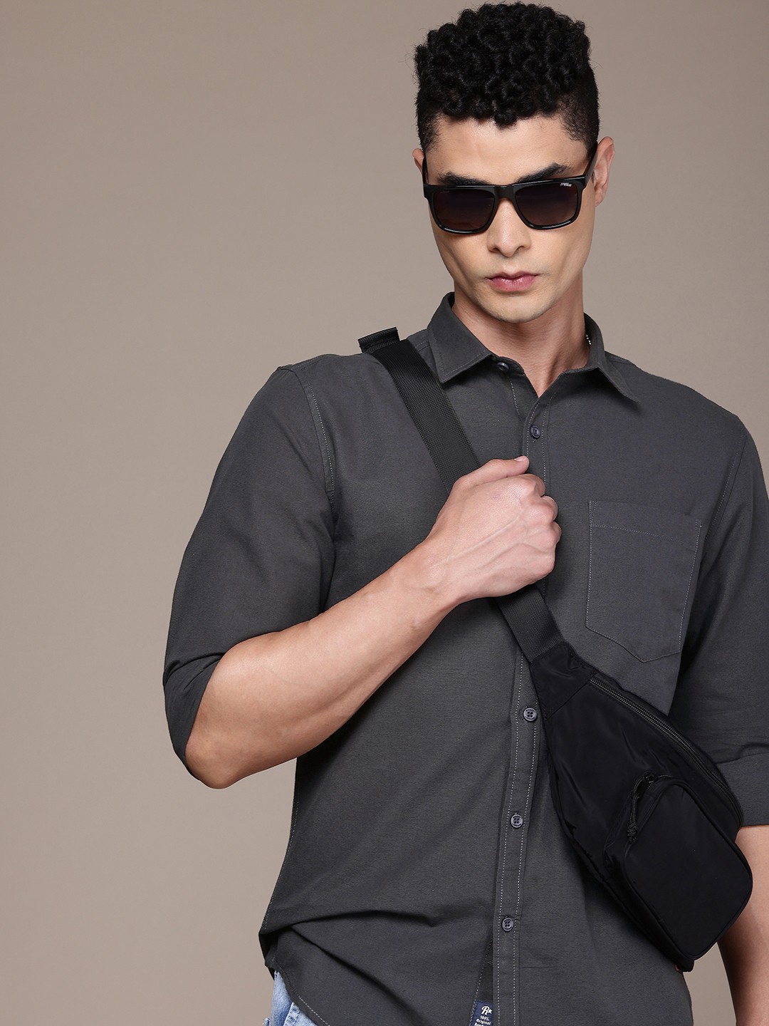 

Roadster Men Premium Linen Cotton Casual Shirt, Charcoal