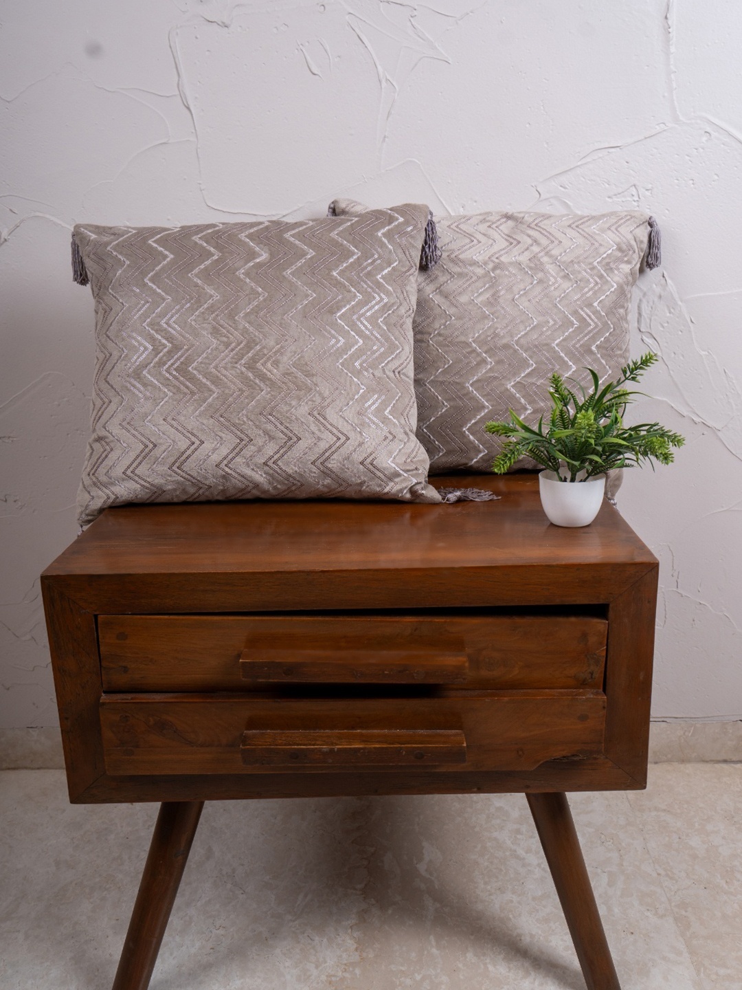 

homewards Grey 2 Pieces Embellished Velvet Square Cushion Covers