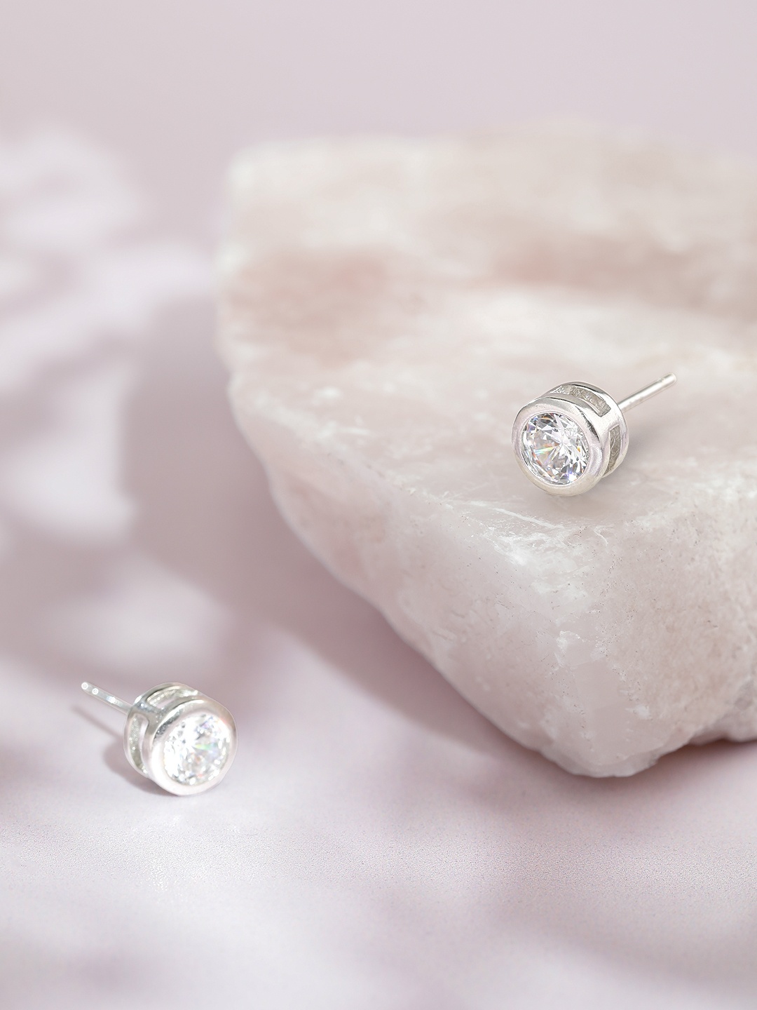 

Avyana 925 Sterling Silver Round CZ Bezel Stud Earrings, White