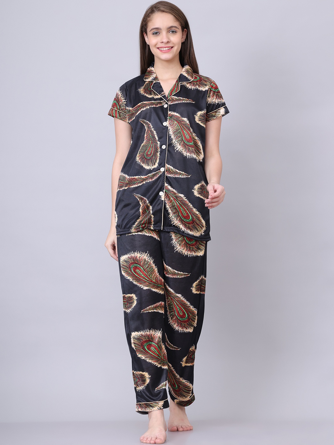 

Aartej Women Abstract Printed Lapel Collar Night suit, Black