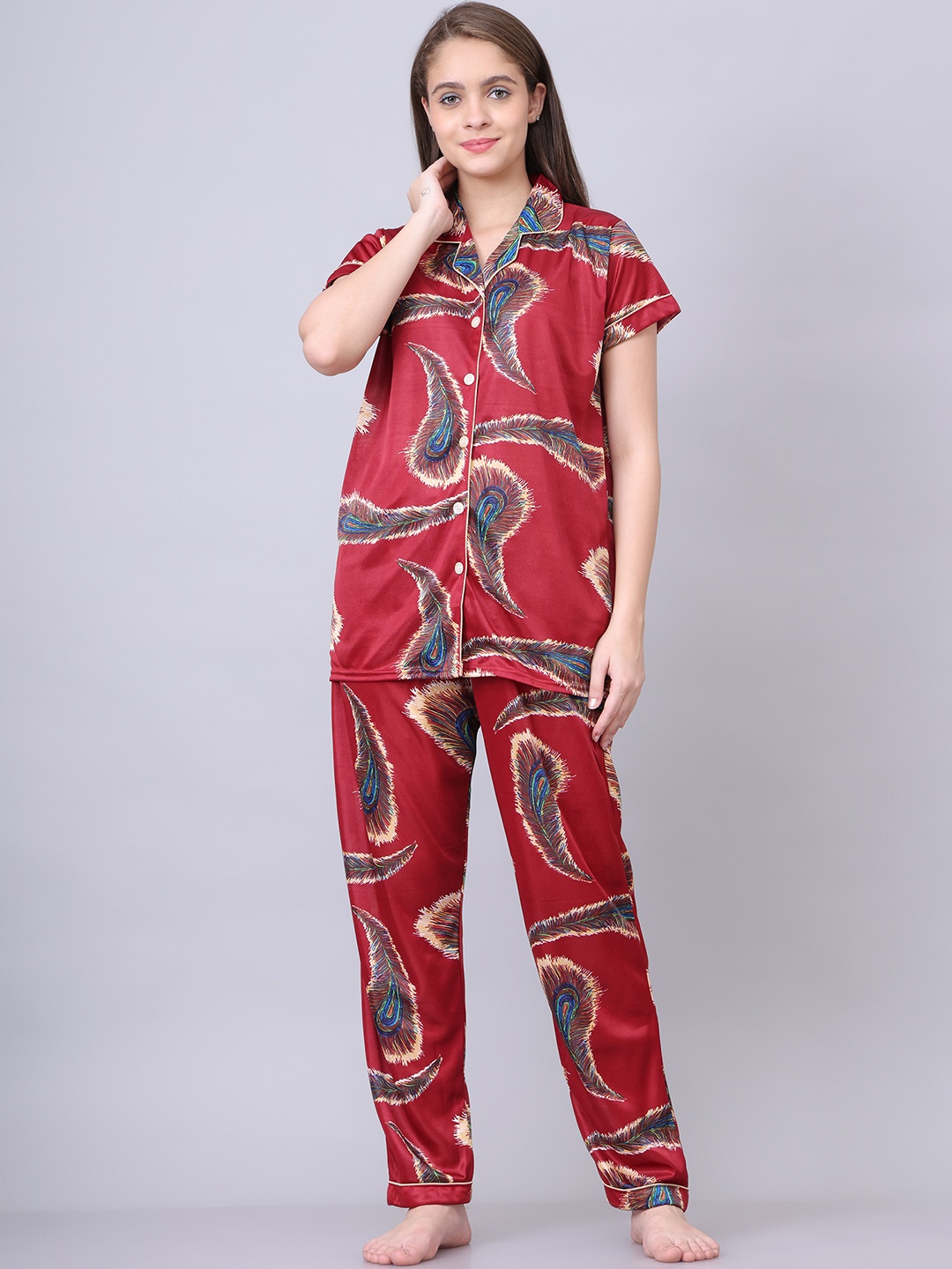 

Aartej Women Floral Printed Night suit, Red