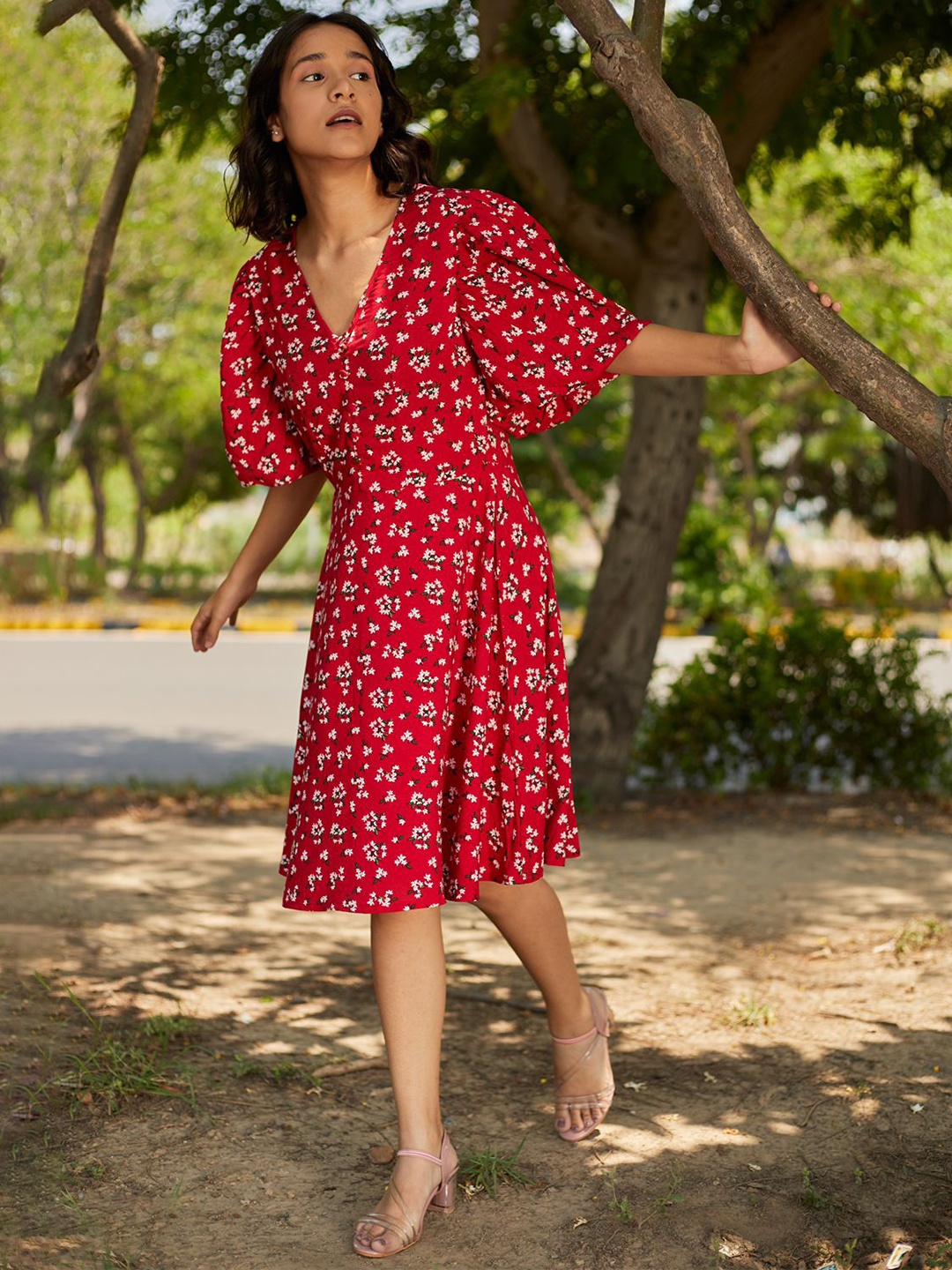 

Seryeon Women Floral V-neck Bell Sleeve Fit & Flare Above Knee Dress, Red