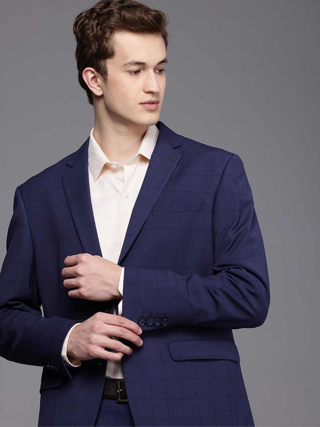 

Louis Philippe Slim Fit Notched Lapel Collar Single Breasted Formal Blazer, Blue