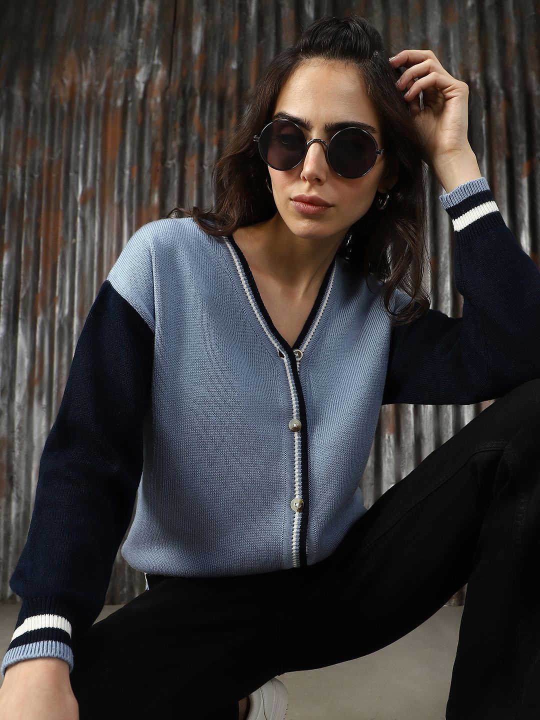 

High Star Women V-Neck Colourblocked Cardigan, Blue