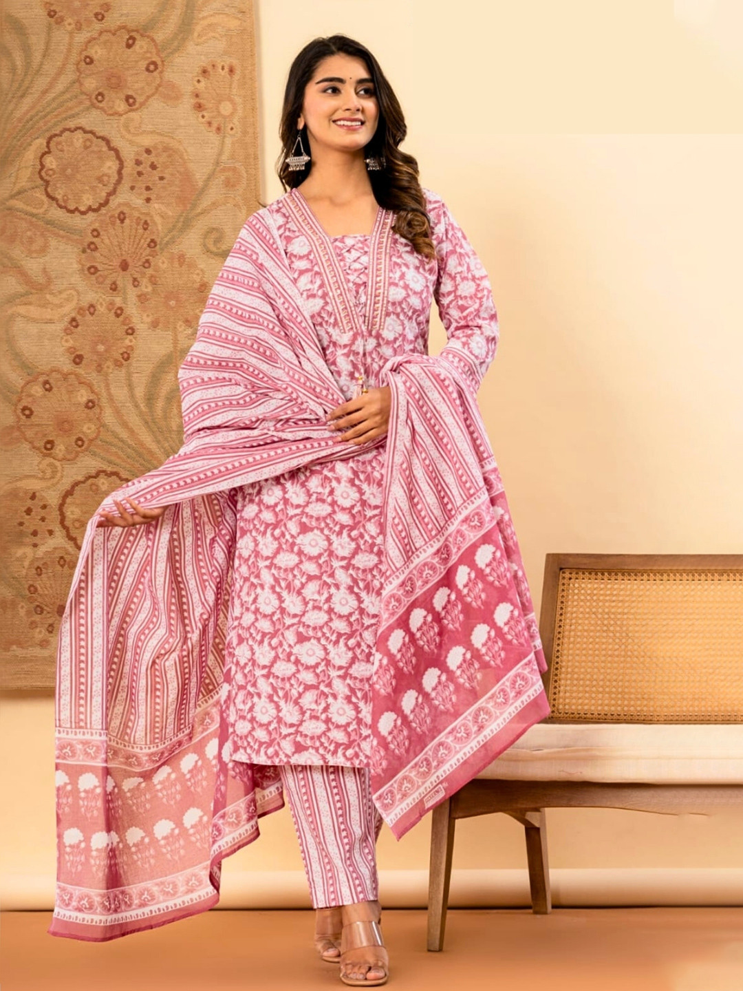 

Atha Fashion Floral Printed Pure Cotton Straight Kurta With Trousers & Dupatta, Purple