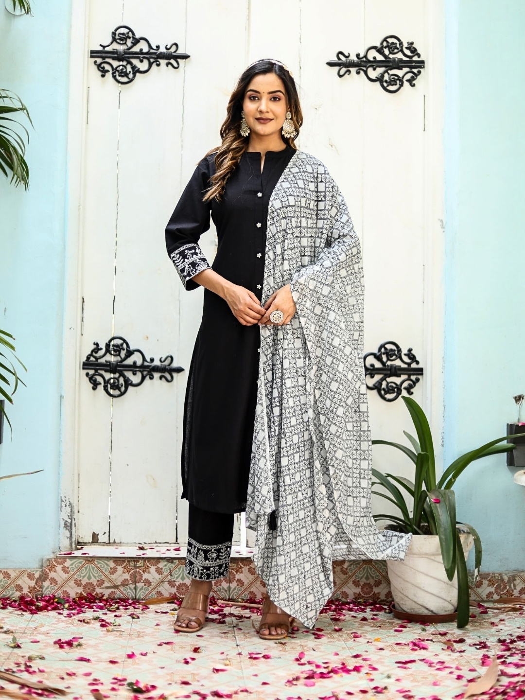 

Atha Fashion Mandarin Collar Pure Cotton Anarkali Kurta with Trousers & Dupatta, Black