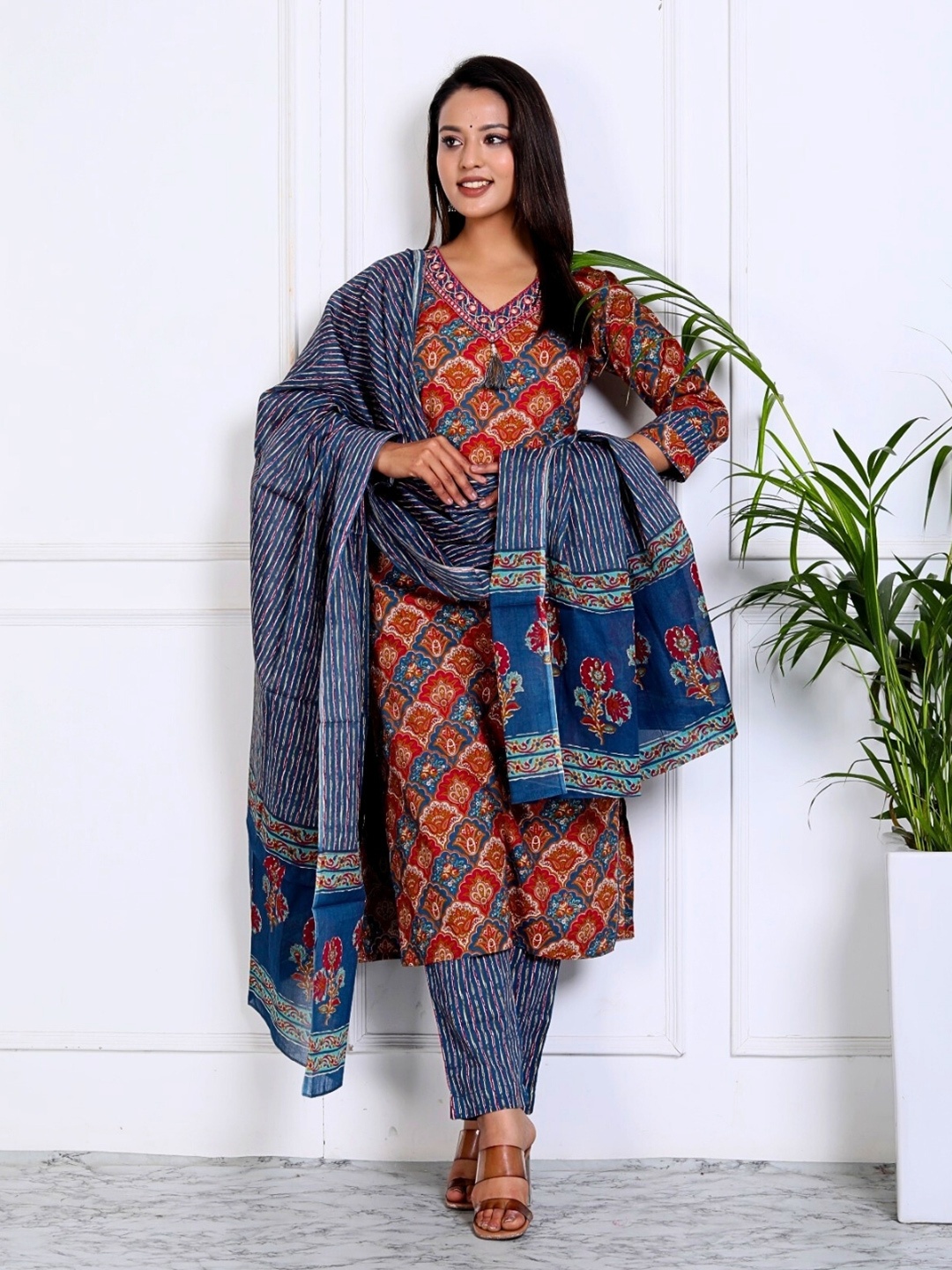 

Atha Fashion Ethnic Motifs Printed Pure Cotton Straight Kurta With Trousers & Dupatta, Red