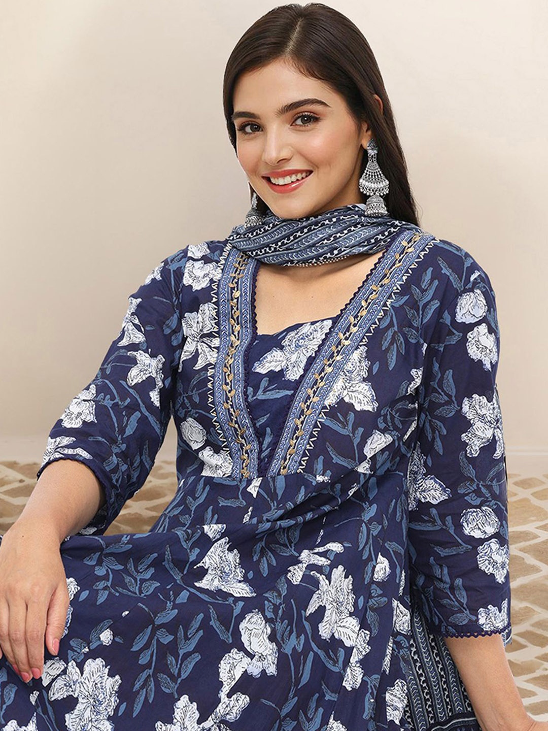 

Ishin Floral Printed Pure Cotton Kurta with Trousers & Dupatta, Navy blue