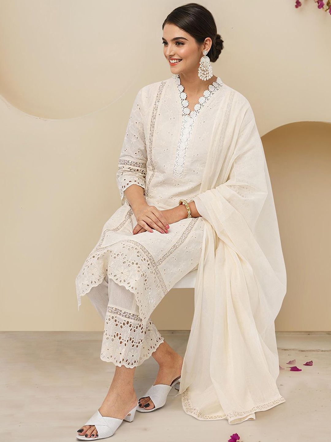 

Ishin Thread Work Pure Cotton Kurta with Trousers & Dupatta, Off white