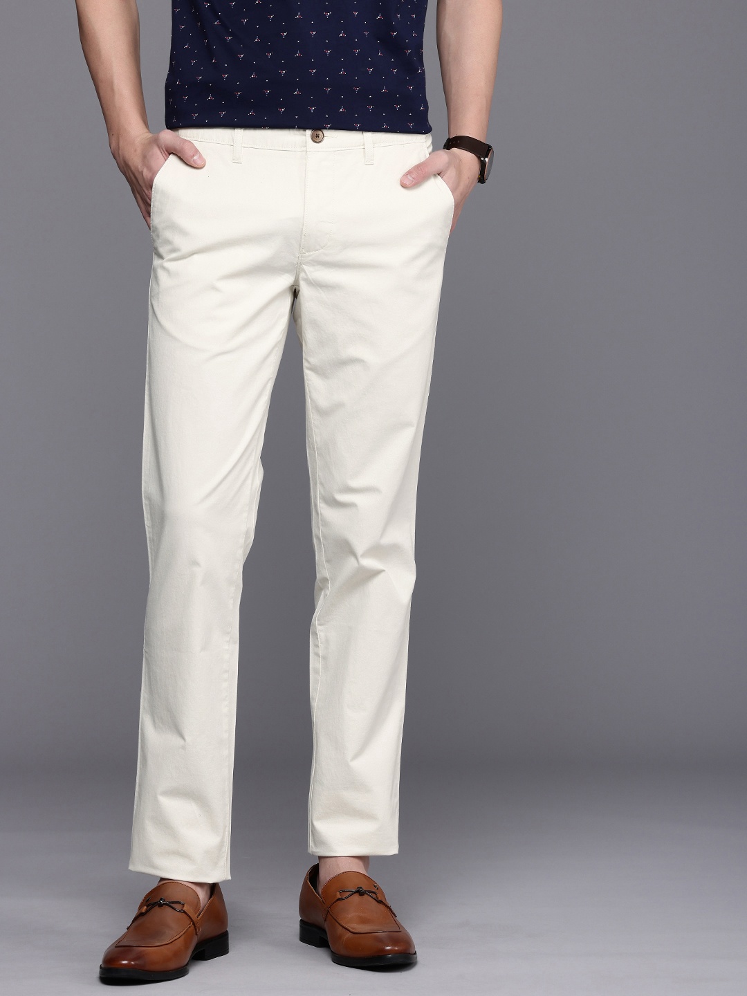 

Louis Philippe Sport Men Comfort Slim Fit Chinos Trousers, Off white