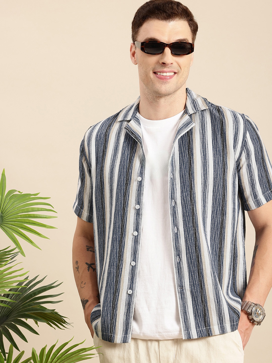 

Mast & Harbour Self Striped Casual Shirt, Blue