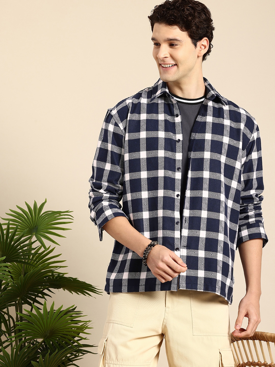 

Mast & Harbour Opaque Checked Relaxed Fit Casual Shirt, Navy blue