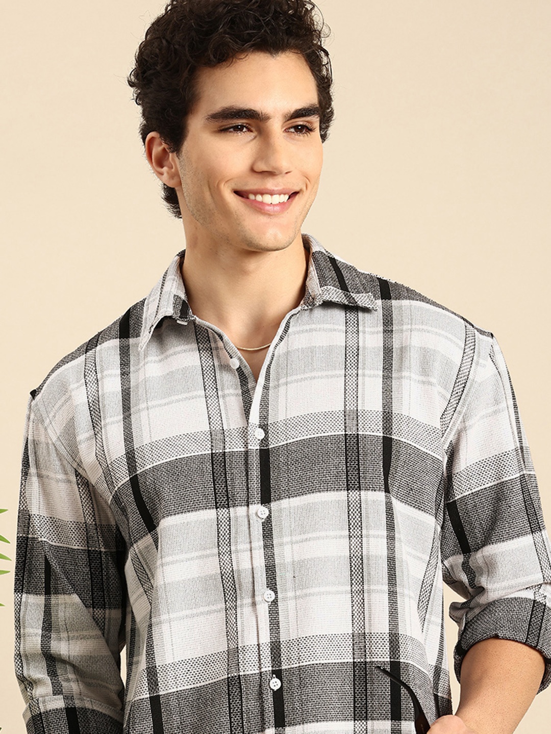 

Mast & Harbour Checked Drop-Shoulder Sleeves Relaxed Fit Knitted Casual Shirt, Black