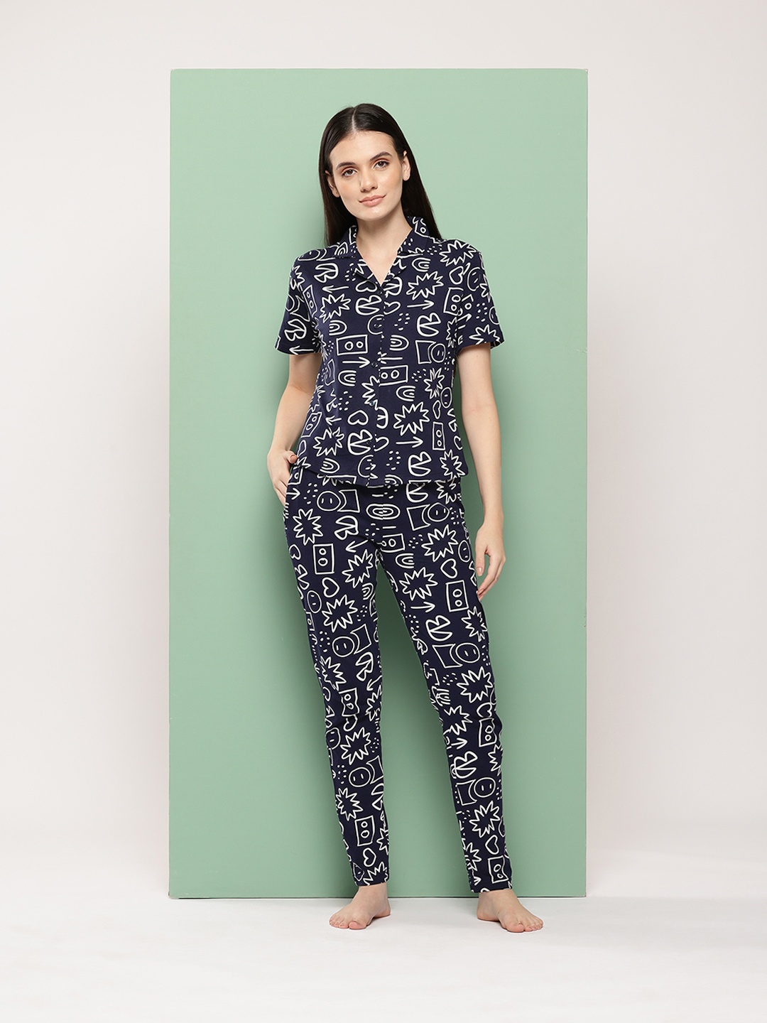 

Leading Lady Conversational Printed Night suit, Navy blue